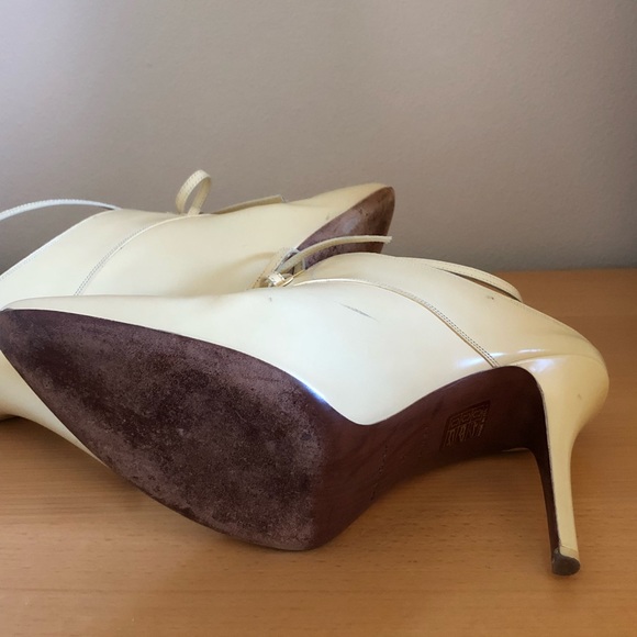 Balenciaga open back heels, sz 40 - Pale Yellow - Picture 7 of 7